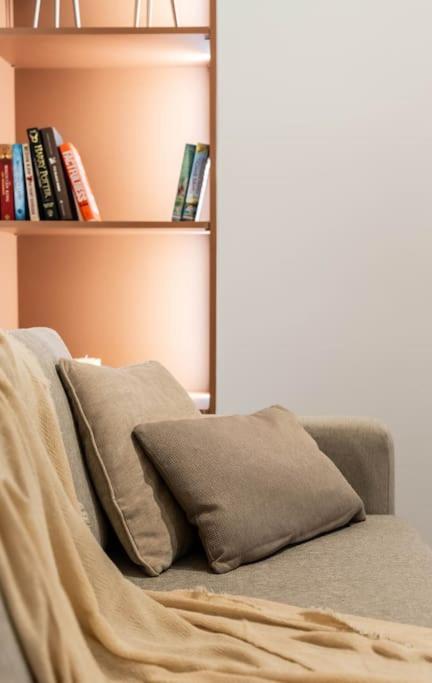 Delightful Sense 2Bd Apt In Kolonaki 7 Min To Metro 아테네 외부 사진