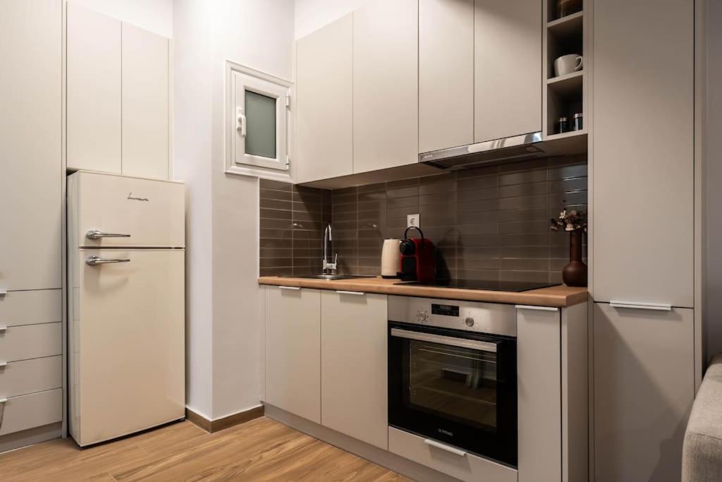 Delightful Sense 2Bd Apt In Kolonaki 7 Min To Metro 아테네 외부 사진